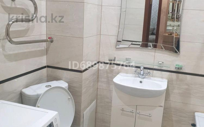 1-комнатная квартира, 42 м², 4/9 этаж помесячно, Момышулы 2/10 - Дворец школьников Astana - photo 5