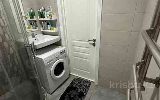 2-комнатная квартира, 50 м², 7/10 этаж помесячно, мкр Аксай-4, Мкр. Аксай-4 119 Almaty