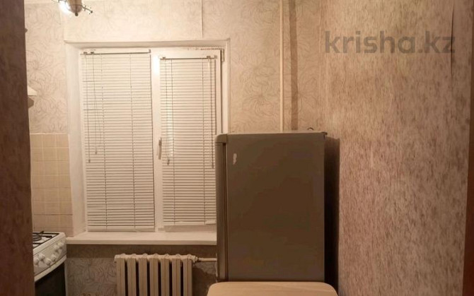 1-комнатная квартира, 32 м², 1/4 этаж помесячно, мкр №12 1/1 - Шаляпина ---Береговой Алматы - изображение 1