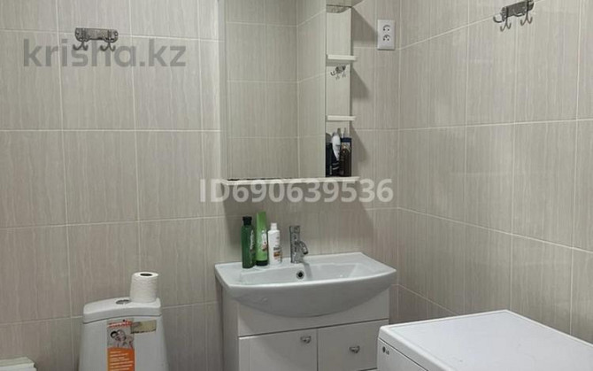 1-комнатная квартира, 43 м², 6/9 этаж помесячно, Улы-Дала 69 Астана - изображение 7