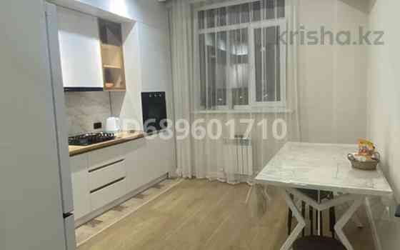 2-комнатная квартира, 70 м², 2/9 этаж помесячно, мкр Атырау, Абулхайыр хана 51а - ЦОН, BINOM, центр  Атырау