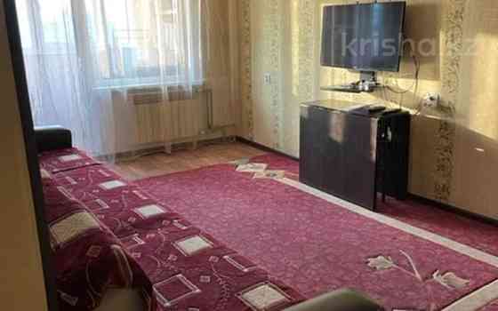 2-комнатная квартира, 56 м², 5/5 этаж помесячно, Байзакова - Казыбек би Almaty