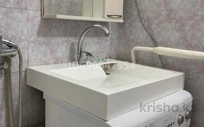 3-комнатная квартира, 48.58 м², 4/5 этаж помесячно, Авангард-3 38 Атырау - изображение 4