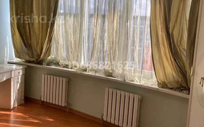 4-комнатная квартира, 140 м², 9/12 этаж помесячно, Мауленова 111 Almaty - photo 6