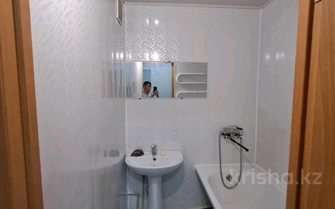 2-комнатная квартира, 54 м², 1/9 этаж помесячно, 1-й мкр 34 Aqtau - photo 5