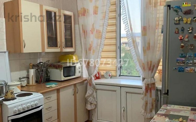 3-комнатная квартира, 65 м², 3/5 этаж помесячно, Ленина 43-63 Balqash - photo 5