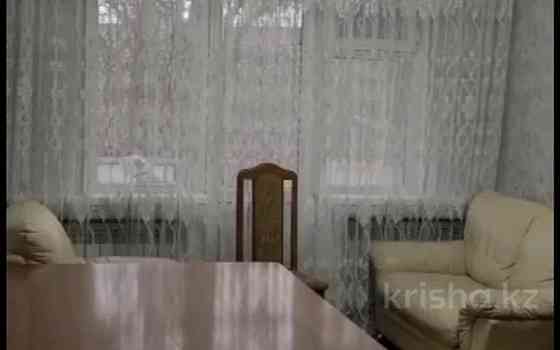 3-комнатная квартира, 60 м², 2/5 этаж помесячно, Туркестанская 2/6 Shymkent