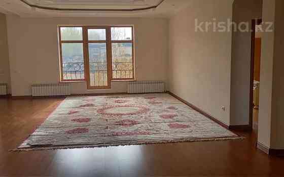 4-комнатная квартира, 200 м², 2/4 этаж помесячно, Мирас 53–64 Алматы