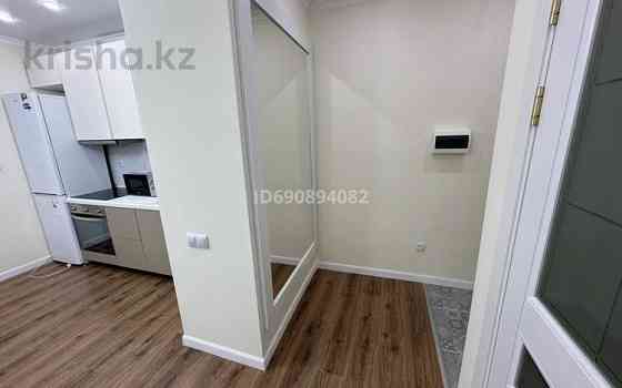 2-комнатная квартира, 50 м², 13/15 этаж помесячно, Райымбека 210/12 Almaty