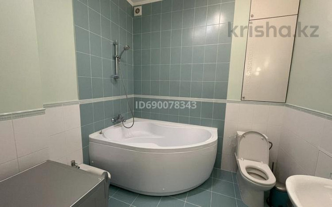 3-комнатная квартира, 110 м², 12/13 этаж помесячно, Мамбетова 4 - Памятник Кенесары на Набережной Астана - изображение 3