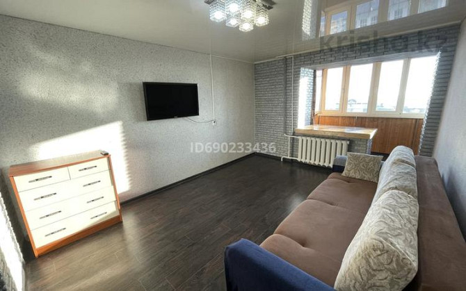 2-комнатная квартира, 60 м², 9/9 этаж помесячно, Сатпаева Петропавловск - изображение 3