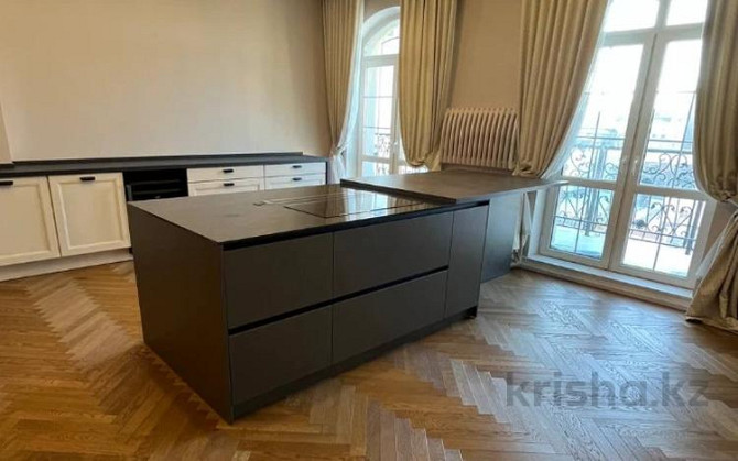 5-комнатная квартира, 285 м², 5/6 этаж помесячно, Шарля Де Голля 9 Astana - photo 7