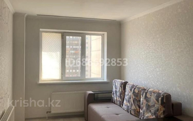 1-комнатная квартира, 40 м², 9/14 этаж помесячно, Бектурова 4 в Астана - изображение 1