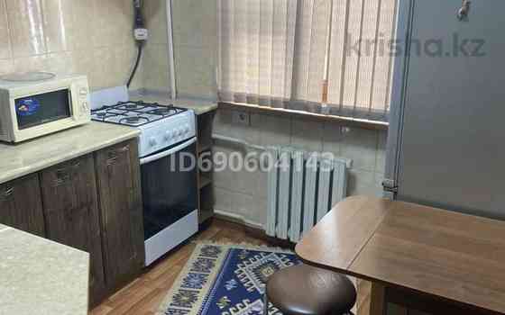 1-комнатная квартира, 29 м², 1/3 этаж помесячно, Жандосова 13 - Жандосова 13 Алматы