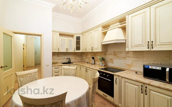 3-комнатная квартира, 86 м², 8/9 этаж помесячно, Панфилова 15-19 Астана - изображение 3