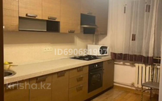 1-комнатная квартира, 45 м², 4/9 этаж помесячно, мкр Жетысу-1 37 - Абая момышулы Алматы - изображение 1