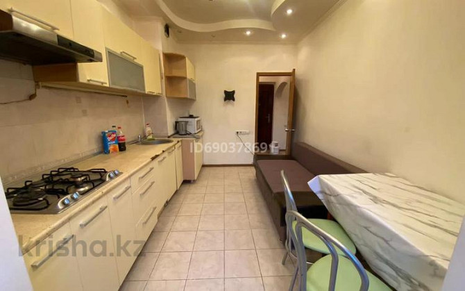 1-комнатная квартира, 35 м², 3/5 этаж помесячно, Айманова - Айманова толе би Almaty - изображение 1