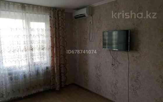 1-комнатная квартира, 35 м², 2/5 этаж помесячно, мкр Центральный 114а - Махамбета Атырау