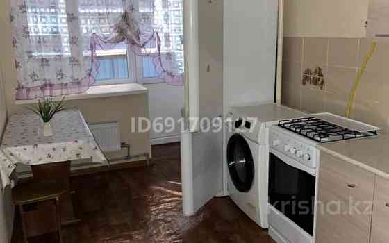 1-комнатная квартира, 40 м², 3/9 этаж помесячно, мкр Нурсая, Таумуш Жумагалиев 14 - North Caspian Op Атырау