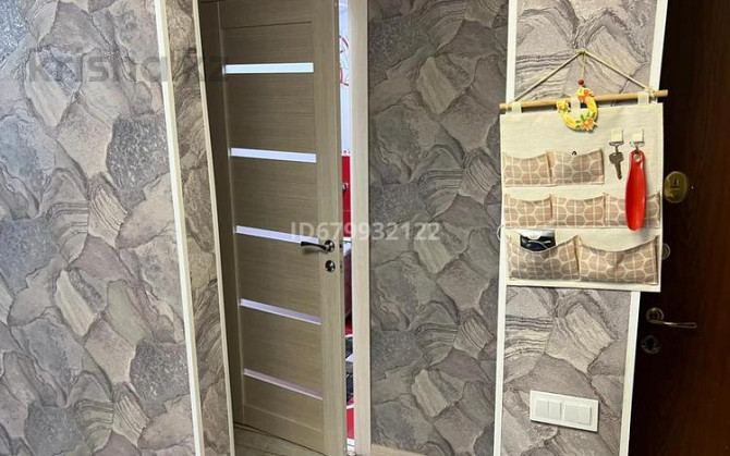 3-комнатная квартира, 50 м², 4/5 этаж помесячно, Махамбета - Аллея Курмангазы Атырау - изображение 2