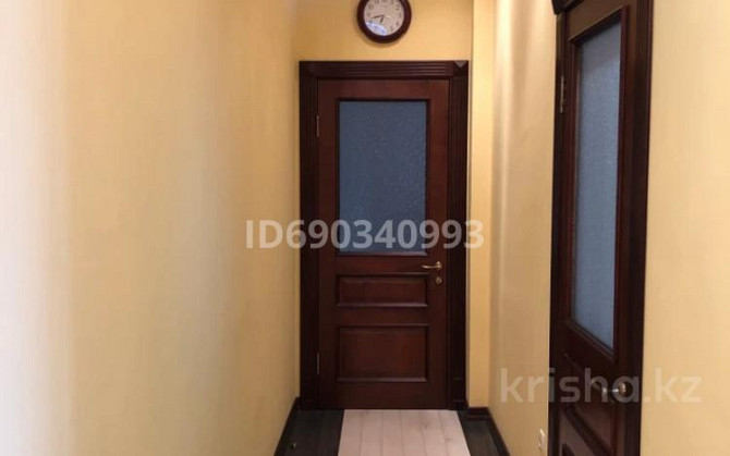 3-комнатная квартира, 123 м², 7/10 этаж помесячно, Байтурсынова 58В Шымкент - изображение 3