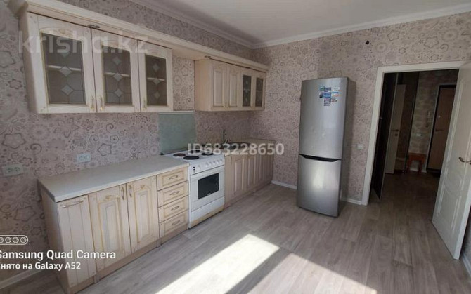 1-комнатная квартира, 39.9 м², 2/9 этаж помесячно, Кордая 85 Астана - изображение 1