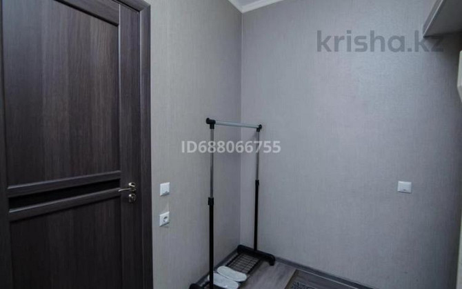 2-комнатная квартира, 50 м², 3/8 этаж помесячно, 54 210 Астана - изображение 1