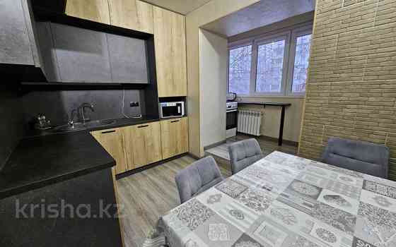 3-комнатная квартира, 75 м², 2/5 этаж помесячно, Айманова 170 - Солодовникова Almaty