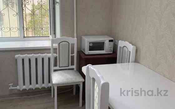 3-комнатная квартира, 63 м², 2/5 этаж помесячно, Сейфуллина 14/3 Астана