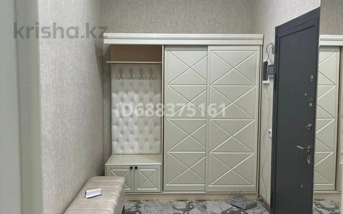 2-комнатная квартира, 70 м², 3/10 этаж помесячно, Абая 26а Атырау - изображение 5