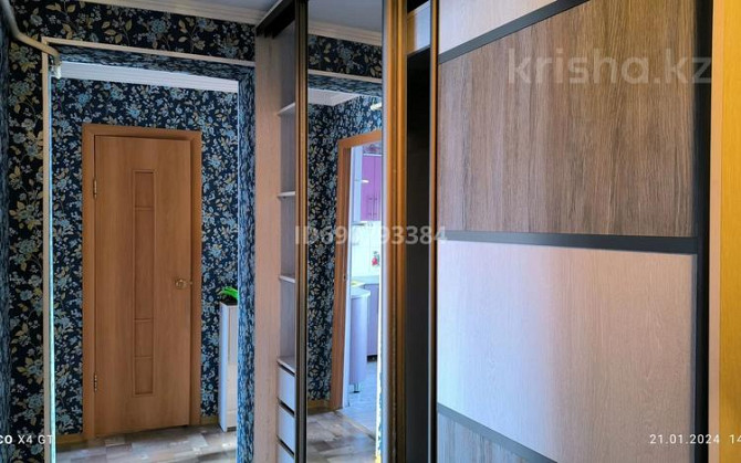 2-комнатная квартира, 47 м², 3/5 этаж помесячно, мкр 8, Братьев-Жубановых 281 - Дом над Анваром Актобе - изображение 4