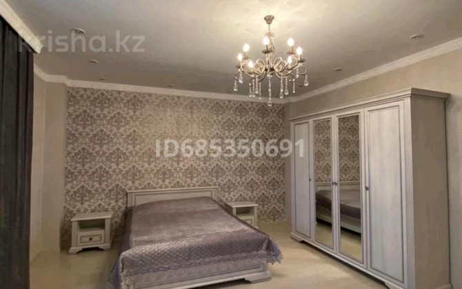 3-комнатная квартира, 180 м², 6/10 этаж помесячно, Маркова - Аль-Фараби Маркова Алматы - изображение 4
