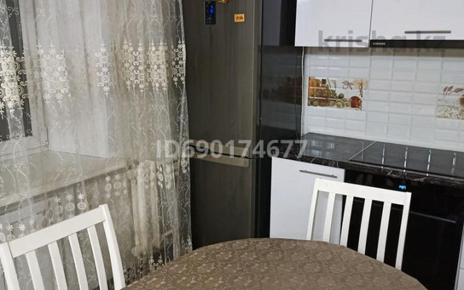 2-комнатная квартира, 49 м², 8/9 этаж помесячно, Красина 8/1 Усть-Каменогорск - изображение 4