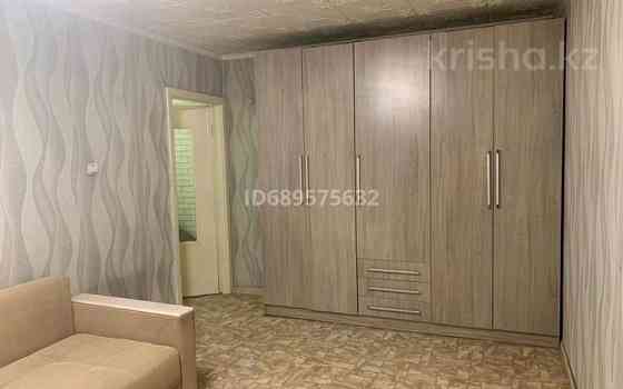1-комнатная квартира, 32 м², 4/4 этаж помесячно, мкр №1 42 - Улугбек Алматы