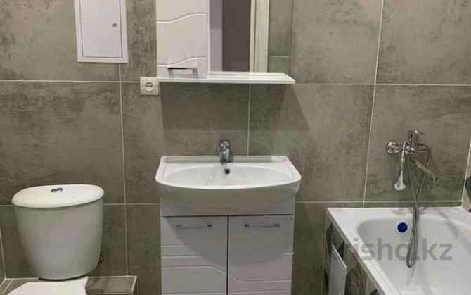 1-комнатная квартира, 35 м², 7/9 этаж помесячно, Коргалжынское шоссе 17 Астана - изображение 8