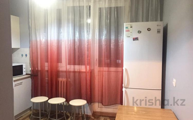 2-комнатная квартира, 54 м², 8/9 этаж помесячно, мкр Зердели (Алгабас-6) 1/55 - Момышулы Алматы - изображение 3