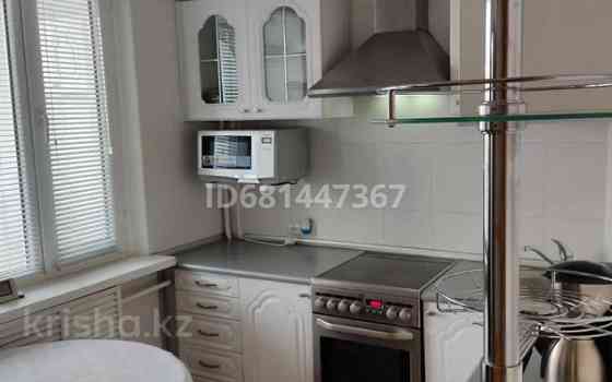 1-комнатная квартира, 42 м², 3/5 этаж помесячно, Жарокова 217б Almaty