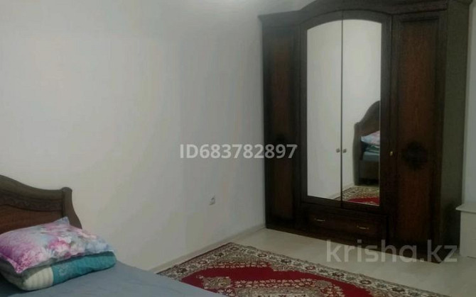 1-комнатная квартира, 40 м², 4/9 этаж помесячно, мкр Нурсая 117 Atyrau - photo 2