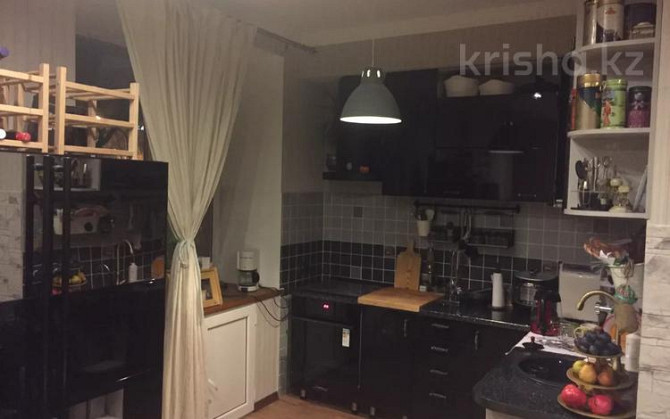 3-комнатная квартира, 77 м², 2/5 этаж помесячно, Кирова 67 Ust-Kamenogorsk - photo 6