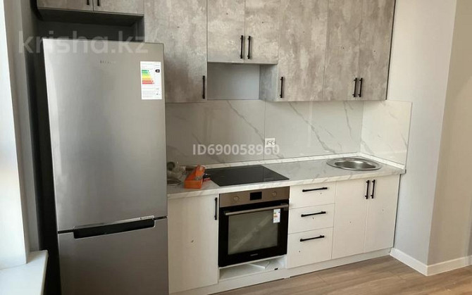 2-комнатная квартира, 58 м², 12/14 этаж помесячно, Кайыма Мухамедханова 6a Astana - photo 1