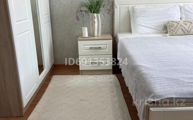 3-комнатная квартира, 85 м², 8/9 этаж помесячно, Сарайшык 9 - Акмешит Астана - изображение 1