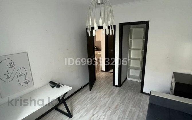 2-комнатная квартира, 45 м², 3/5 этаж помесячно, Кенесары хана 83/2 Алматы - изображение 4