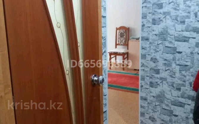 2-комнатная квартира, 45 м², 1/5 этаж помесячно, 1-й микрорайон 7  - изображение 5