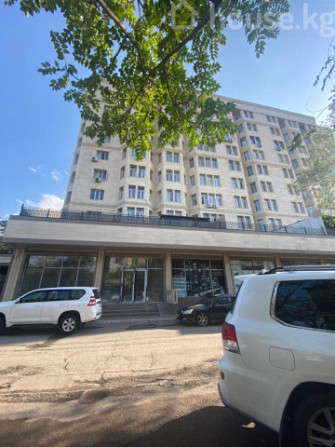 Коммерческая недвижимость, 2000 м2, Бишкек, Азия Молл Bishkek - photo 1