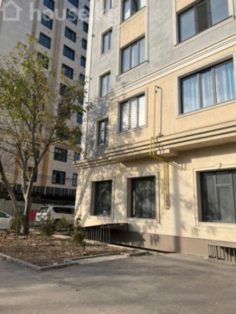 Коммерческая недвижимость, 242 м2, Бишкек, Джальская больница, Айни 91-93 Бишкек - изображение 2