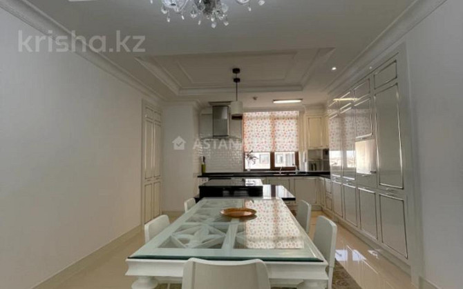 5-комнатная квартира, 250 м², 8/25 этаж помесячно, проспект Рахимжана Кошкарбаева 8 Астана - изображение 4