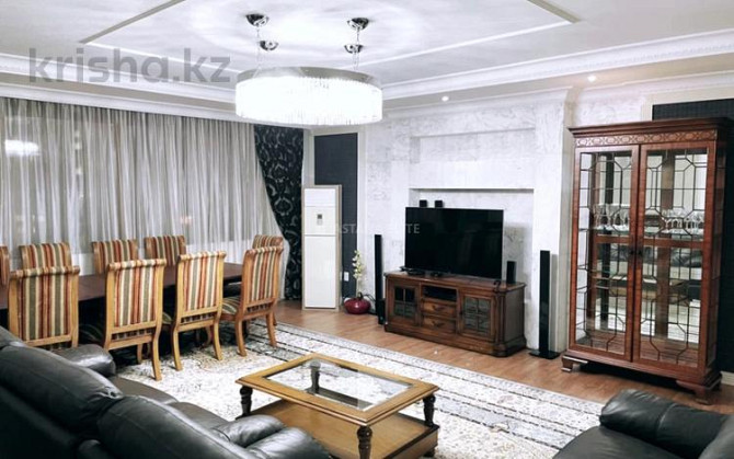 5-комнатная квартира, 250 м², 8/25 этаж помесячно, проспект Рахимжана Кошкарбаева 8 Астана - изображение 3
