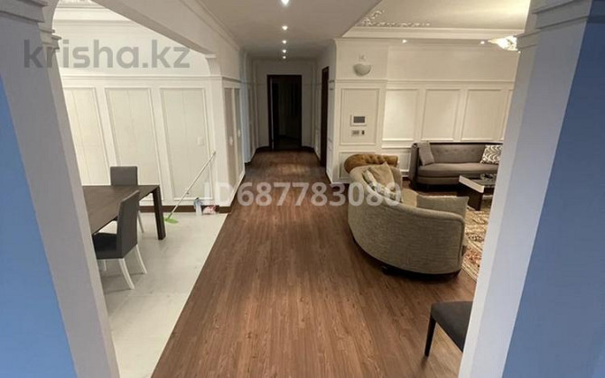 5-комнатная квартира, 202.3 м², 15/33 этаж помесячно, Байтурсынова 9 Астана - изображение 8