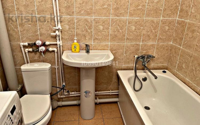 1-комнатная квартира, 35 м², 1/5 этаж помесячно, 117 квартал 5 Temirtau - photo 7