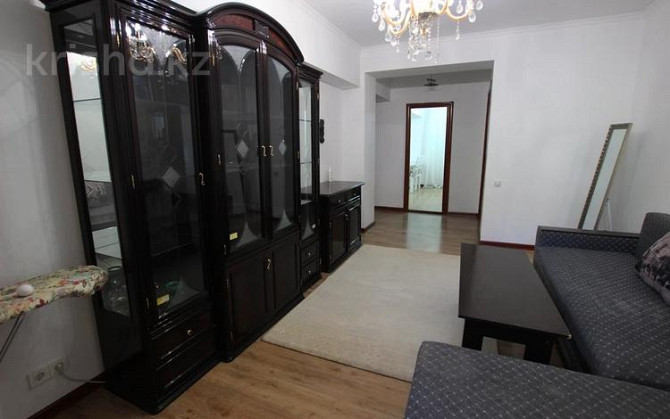 3-комнатная квартира, 75 м², 2/5 этаж помесячно, Нурмакова 93 - Толе Би Алматы - изображение 3